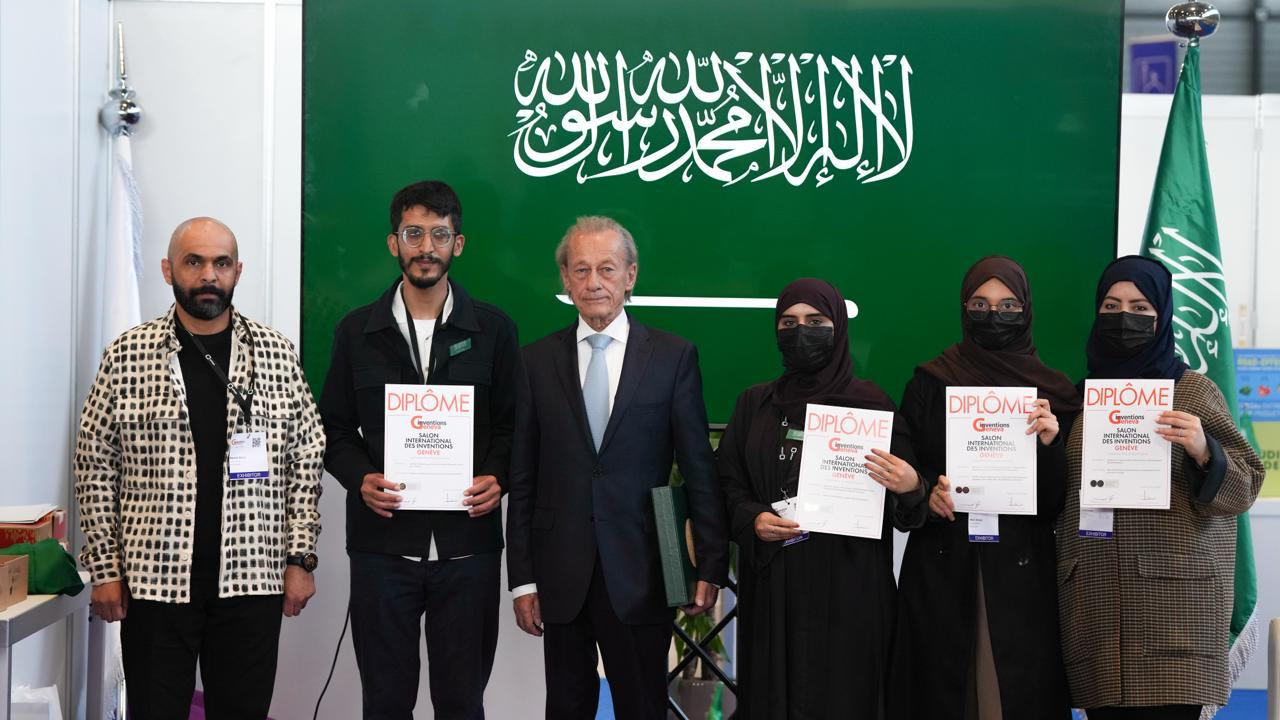 Congratulations to the President of Jouf University, Prof. Mohammed bin Abdullah Al-Shaya, for the university obtaining three gold and one silver medals in all its participation in the Geneva Invention Fair in its 49th session