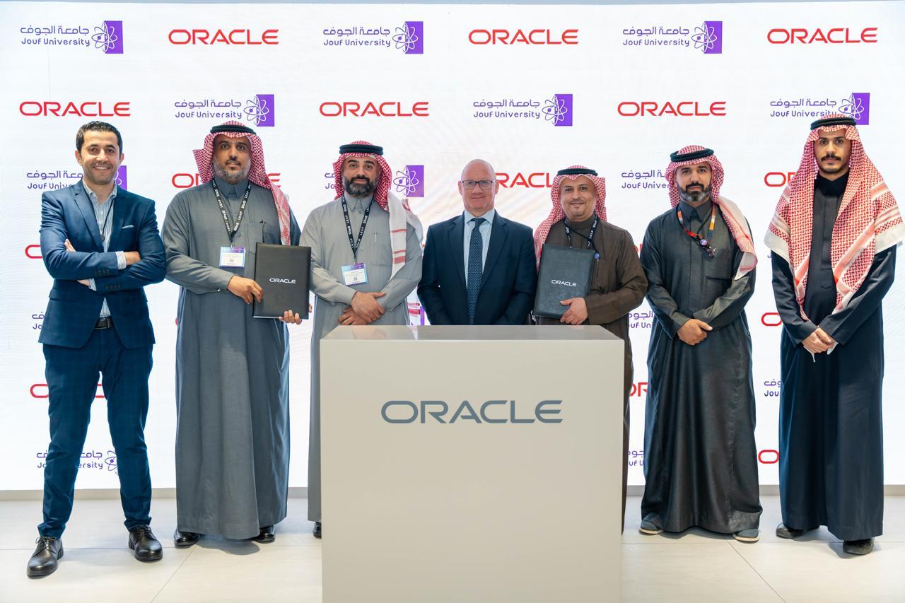 Jouf University Signs a Memorandum of Understanding with Oracle to Enhance Digital Transformation and Empowerment in Cloud Computing Services Jouf University Signs a Memorandum of Understanding with Oracle to Enhance Digital Transformation and Empowerment in Cloud Computing Services