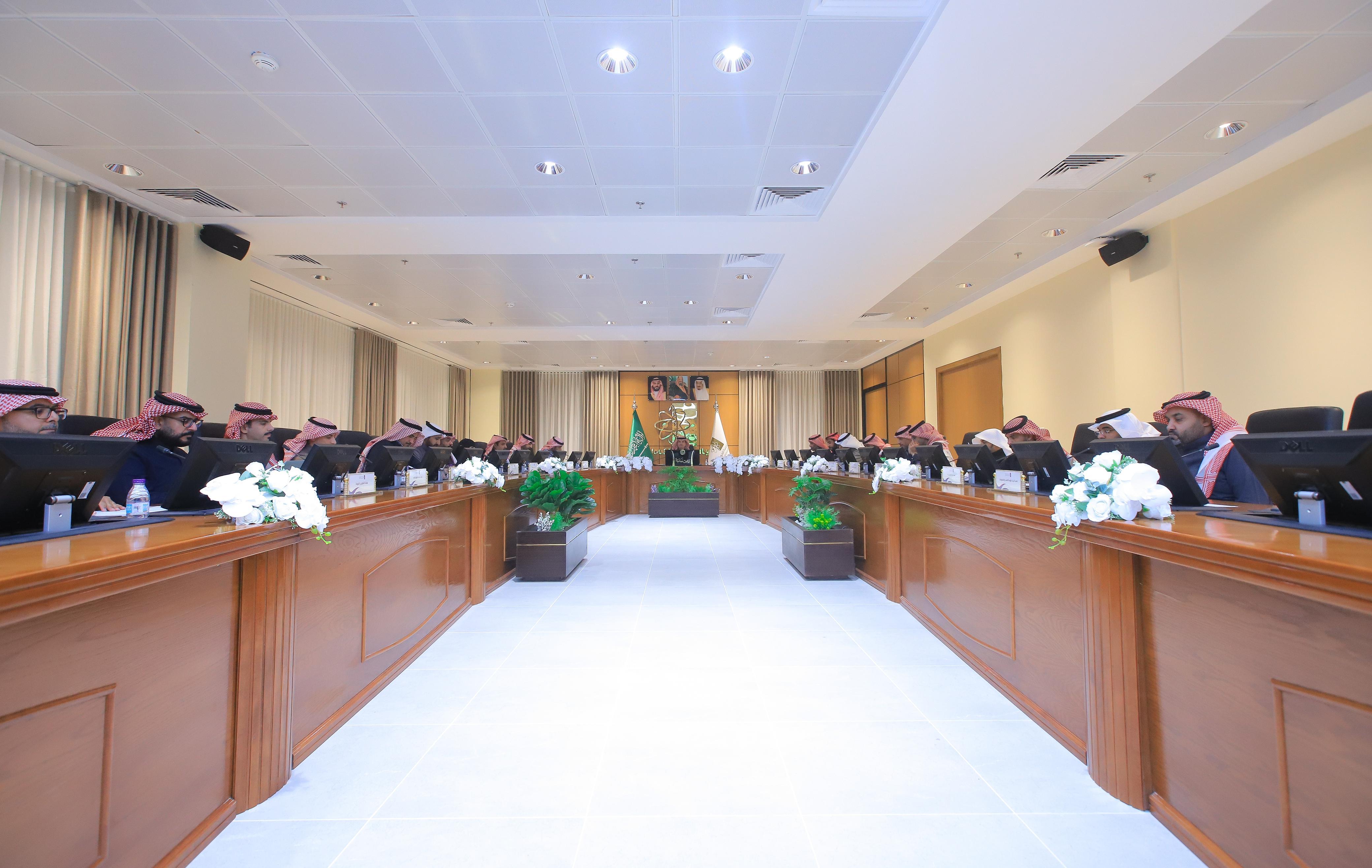 Chaired by His Excellency, the University President, Prof. Mohammed bin Abdullah Al-Shaya, Jouf University' Council Holds Its Fifth Session and Approves Number of Recommendations to Enhance the Academic and Research Process Chaired by His Excellency, the University President, Prof. Mohammed bin Abdullah Al-Shaya, Jouf University' Council Holds Its Fifth Session and Approves Number of Recommendations to Enhance the Academic and Research Process
