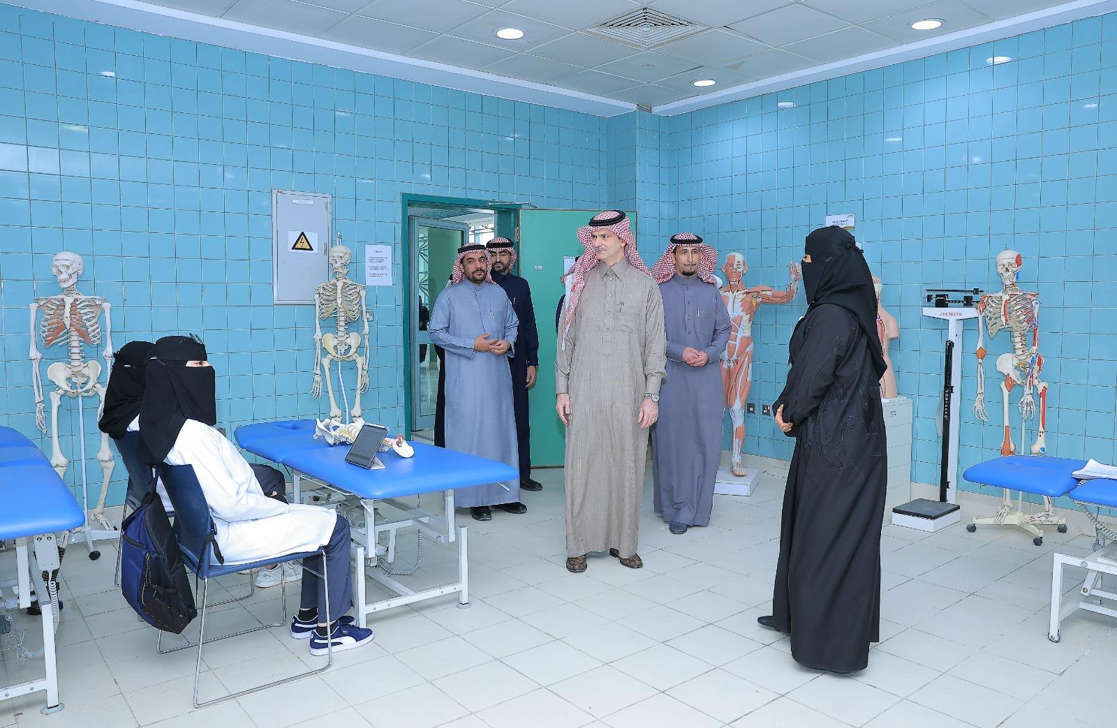 President of Jouf University, Inaugurates the University' Exhibition of Services and Initiatives Provided to People with Disabilities President of Jouf University, Inaugurates the University' Exhibition of Services and Initiatives Provided to People with Disabilities